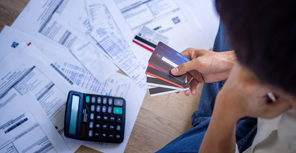 Managing credit card debt effectively